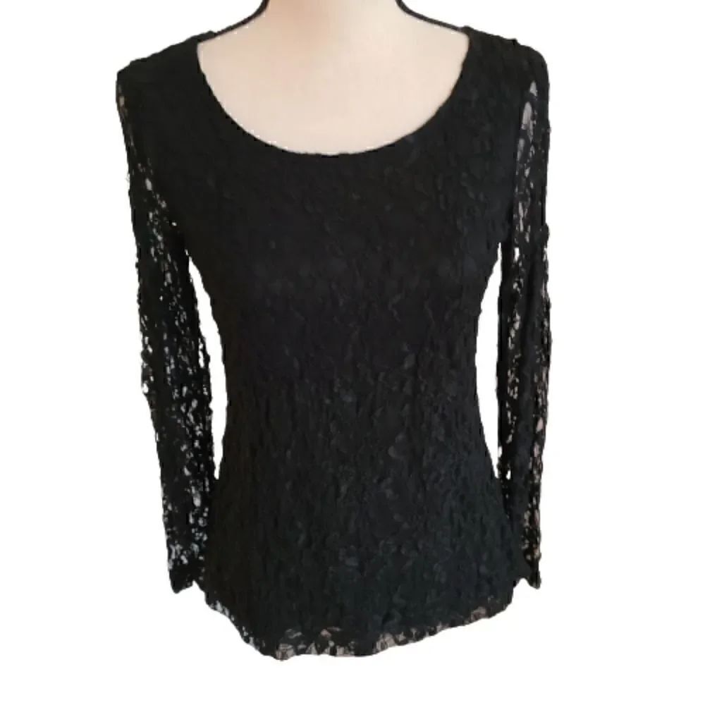 Chico's Women's Black Lace Long Sleeved Pull-Over Top